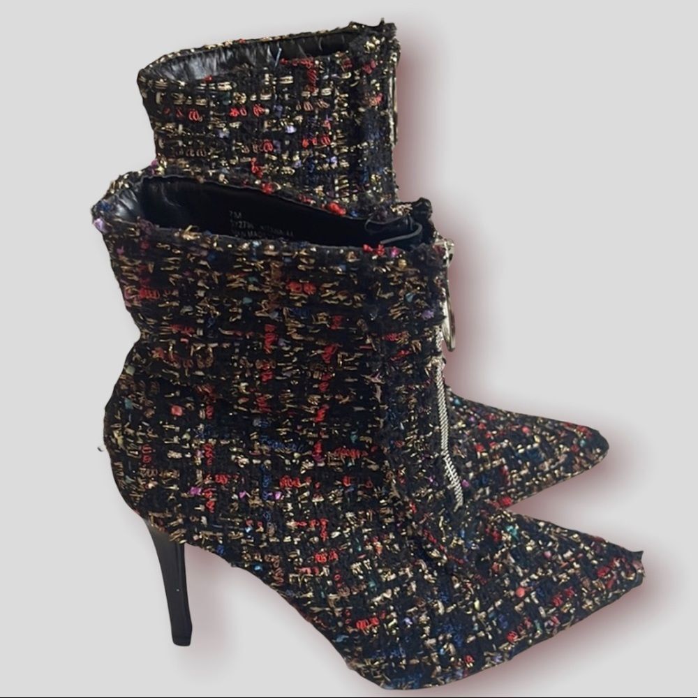 Cape Robbin Zip Up booties